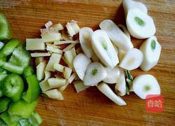 酸甜辣藕丁的做法图解6