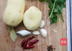 酸辣土豆片的做法图解1