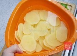 酸辣土豆片的做法图解3