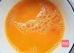 鲜银耳炒鸡蛋的做法图解2