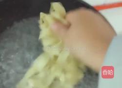 红薯粉面条的做法图解7