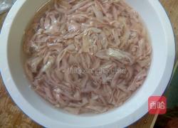 双椒鸭肠的做法图解2