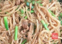 蒜苔肉丝炒饼的做法图解7