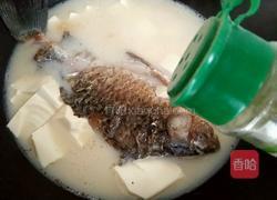 鲫鱼豆腐汤的做法图解8