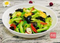 炒西葫芦的做法图解1