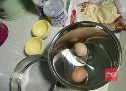Illustration of how to make egg tarts for the first time 1