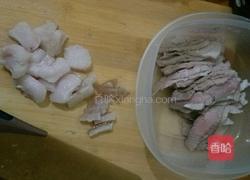 蒜叶炒肉的做法图解2