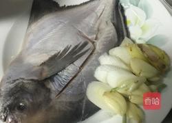 普普通通的鱼的做法图解1