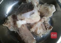 筒骨汤的做法图解4