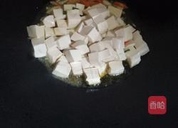 蒜苗焖豆腐的做法图解3
