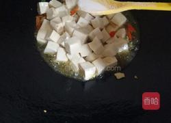 蒜苗焖豆腐的做法图解4