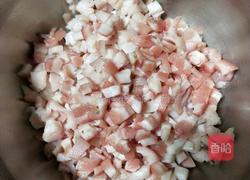 猪皮香葱炒酱的做法图解1