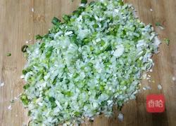 猪皮香葱炒酱的做法图解2