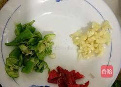 香菜肉丝的做法图解2