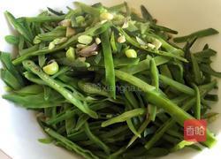 猪耳朵豆角丝炒肉的做法图解5