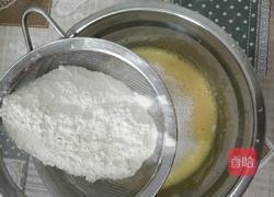 戚风蛋糕的做法图解5