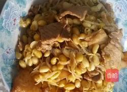 猪肉炒黄豆芽的做法图解7