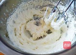 红丝绒杯子蛋糕的做法图解13