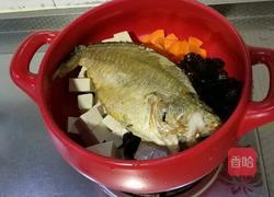 砂锅鱼炖豆腐的做法图解7
