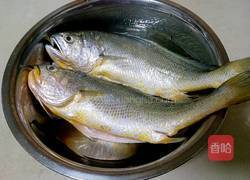 酱烧黄鱼豆腐的做法图解1