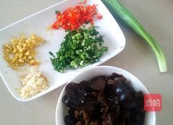 傣味木耳的做法图解1