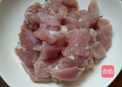 芹菜香干炒肉的做法图解3