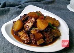 香辣土豆烧排骨的做法图解1