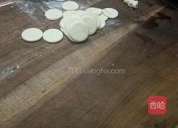 陕西迷你蝴蝶荷叶饼的做法图解4