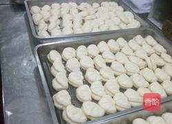 陕西迷你蝴蝶荷叶饼的做法图解7