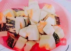 排骨炖南瓜的做法图解2