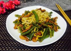 鸡丝扁豆焖面