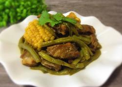 排骨炖豆角玉米