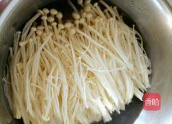 黄瓜丝拌金针菇的做法图解5