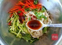 黄瓜丝拌金针菇的做法图解8