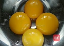 抹茶蜜豆卷的做法图解2