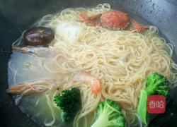 三鲜竹升面的做法图解5