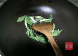胡萝卜炒茭白的做法图解5