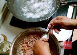 鲁菜大师蒋私家菜蛋皮肉圆的做法图解2