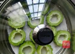 五味杂陈苦瓜的做法图解3