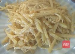 咸蛋黄炒土豆丝的做法图解6