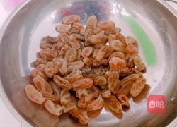 葡萄蛋糕卷的做法图解1