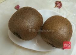 猕猴桃汁的做法图解1