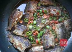 香煎鲫鱼的做法图解9