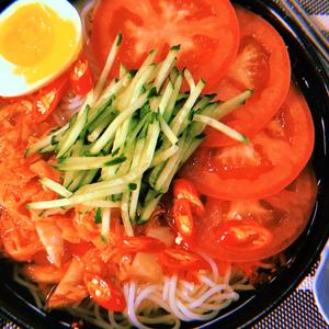酸辣冷面-香哈名厨课视频