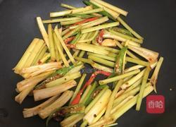 辣炒芹菜肉丝的做法图解4
