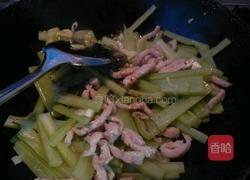 芹菜炒里脊的做法图解12