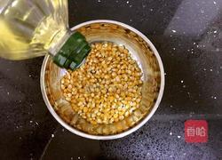 平底锅爆爆米花的做法图解2