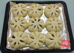 豆沙花式面包的做法图解17