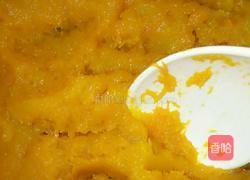 南瓜糯米芝麻球的做法图解1