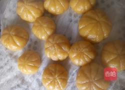 橘瓣南瓜饼的做法图解4